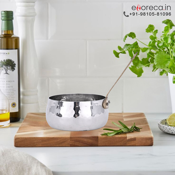 HAMMERED SS SERVING SAUCEPAN