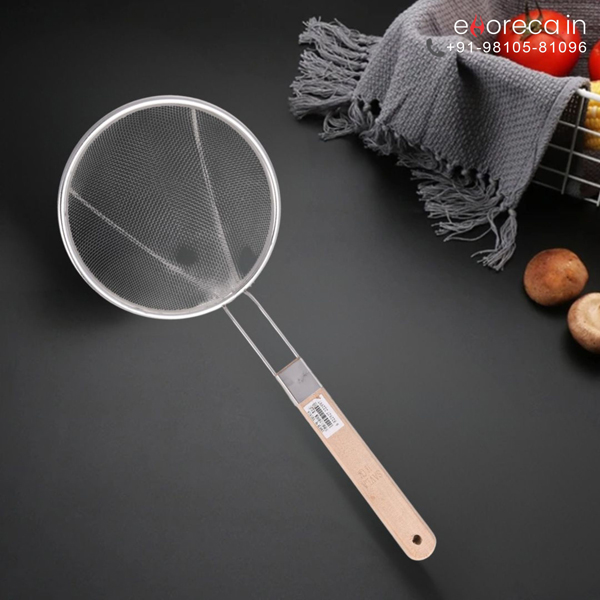WOODEN HANDLE SS OIL STRAINER